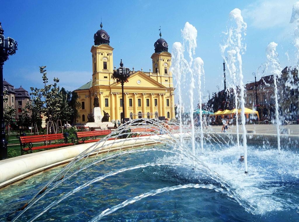 Stop Panzio Debrecen Bagian luar foto